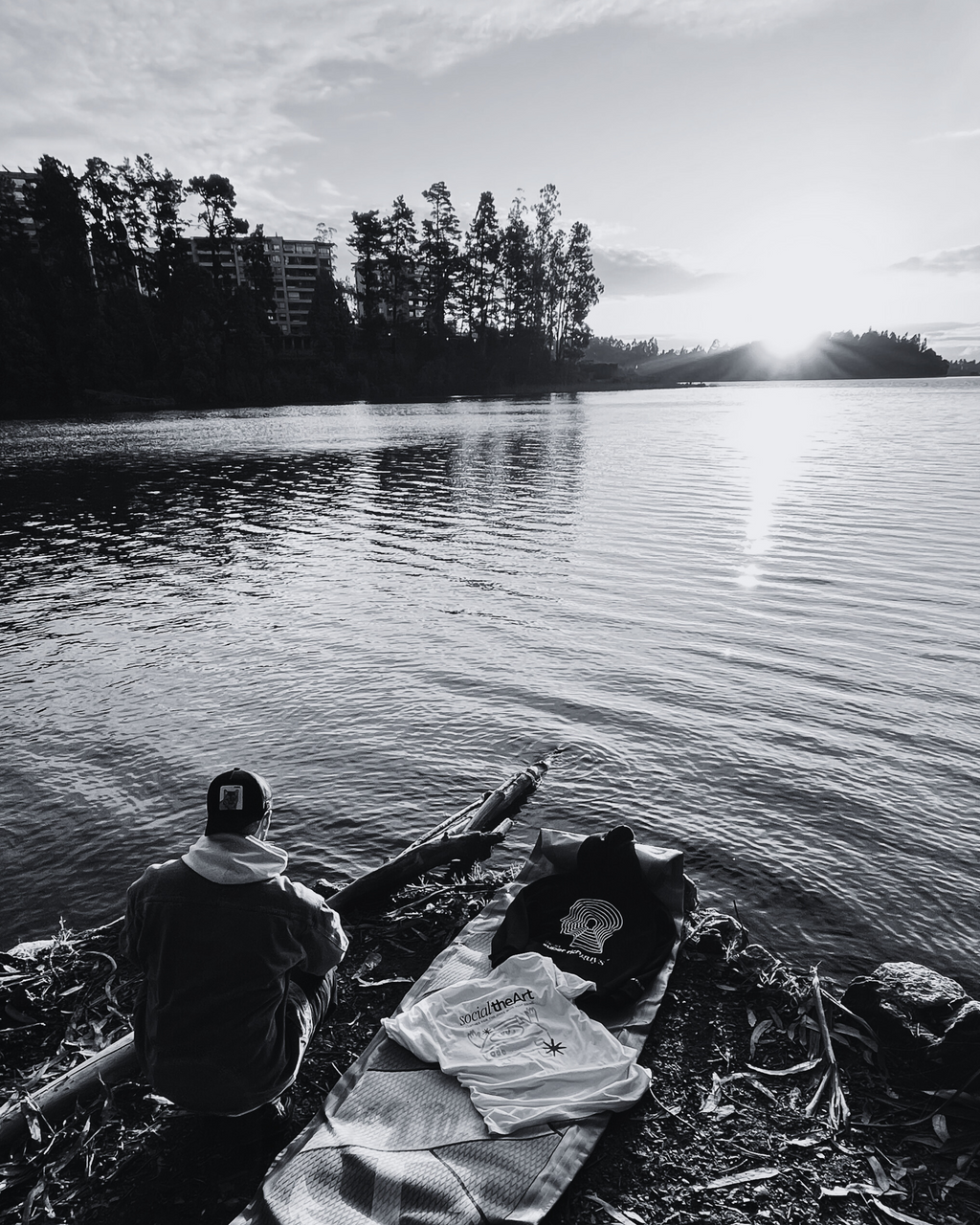 SUPER RICH GUYS HOODIE  - The Art®