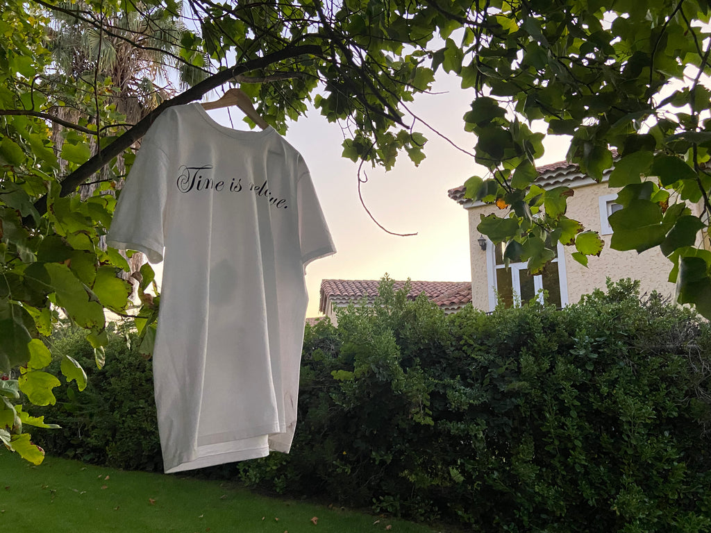TIMELESS PIECE – TEE