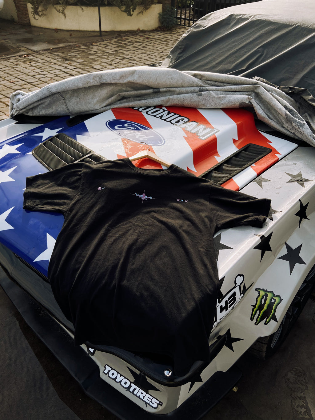 8” TEE – LIMITED DROP